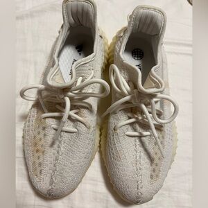 Yeezy 2022 Adidas Cream and White Sneakers